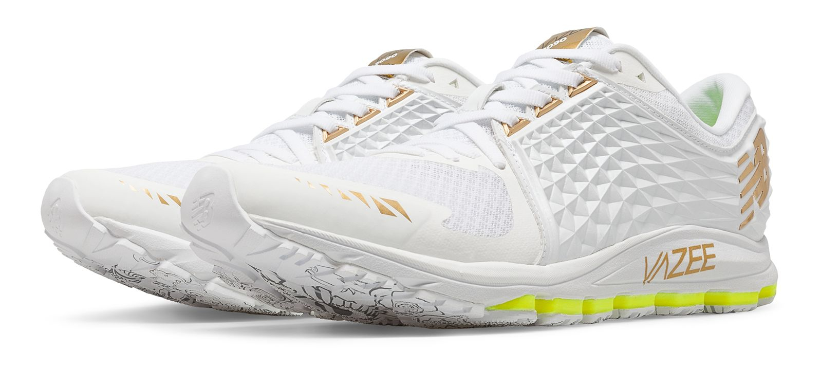 new balance gold baseball cleats